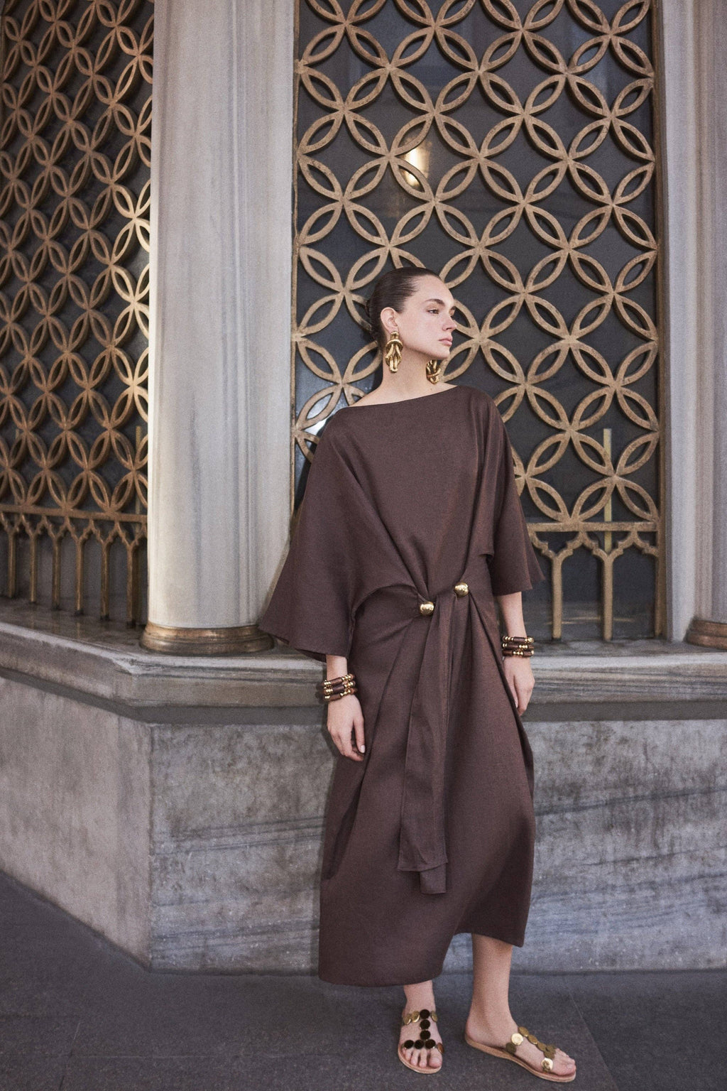 Accessory Detailed Midi Dress: Coffee / M/L NOCTURNE