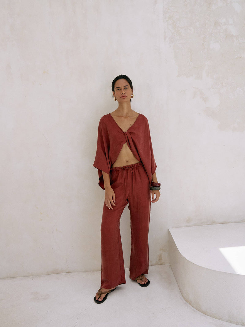 Lucid Knot Top - Burgundy: Burgundy / One Size The Handloom