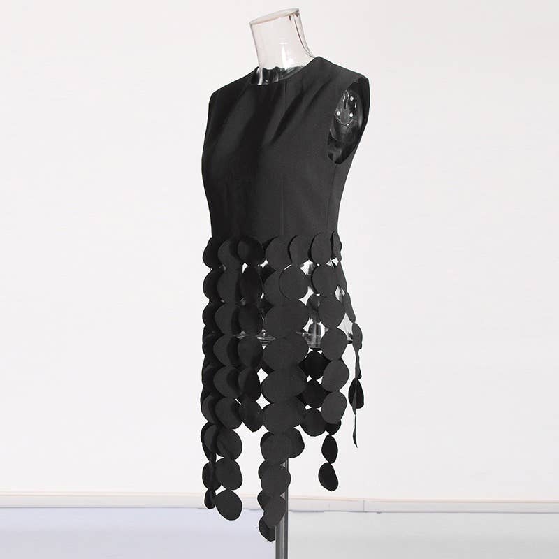 TP020 Summer Elegance: Sleeveless Tassel Top: Black / English / L Productseeker