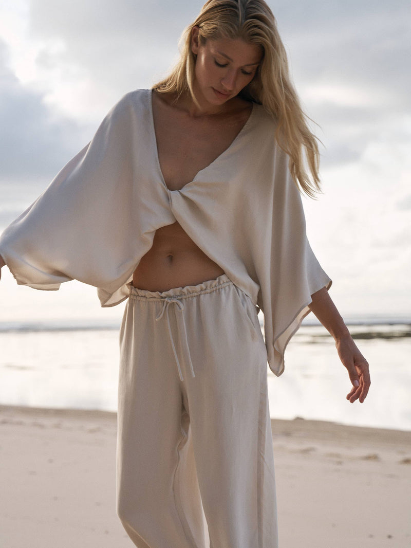 Lucid Knot Top - Sand: Sand / One Size The Handloom
