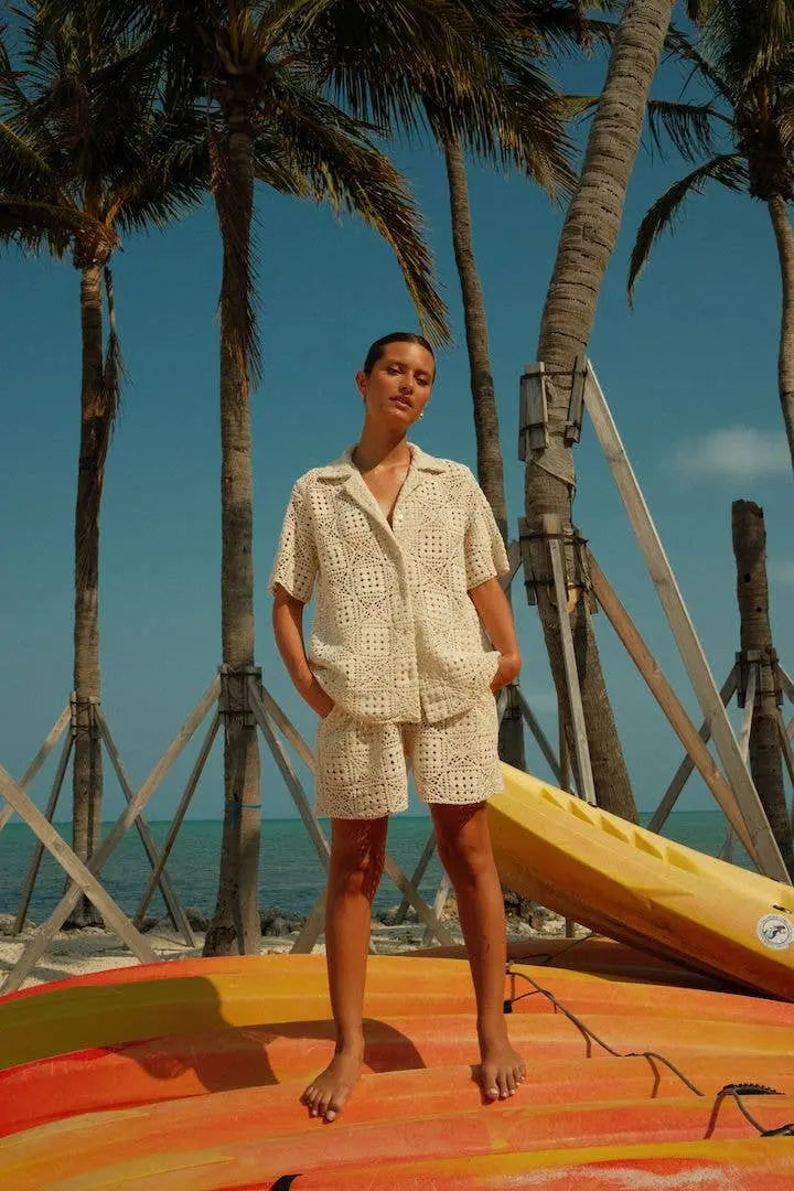 Crochet Beach Shorts: Ecru / STANDARD pītusa