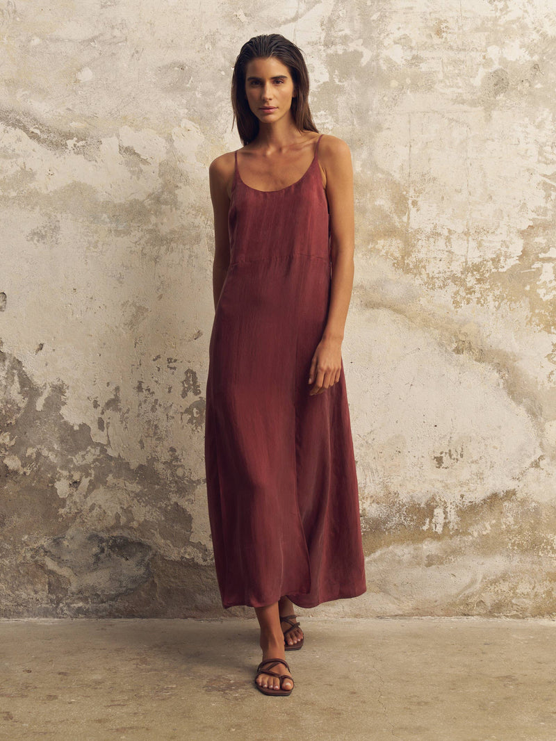 Lucid Midnight Maxi Dress - Burgundy: Burgundy / M-L The Handloom