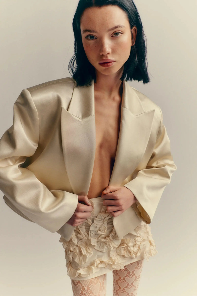 Ruffle Designed Skirt: Ecru / M NOCTURNE