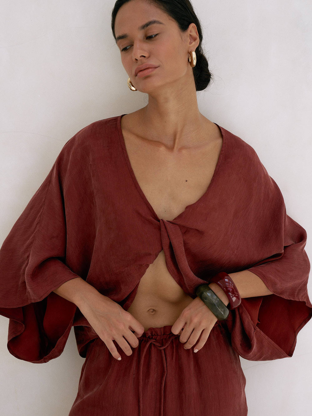 Lucid Knot Top - Burgundy: Burgundy / One Size The Handloom