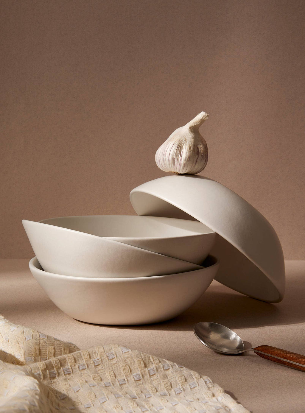 Handmade Stoneware Soup Plate | Dadasi 7.9": Matte Black GHARYAN Stoneware & Olive Wood Tableware