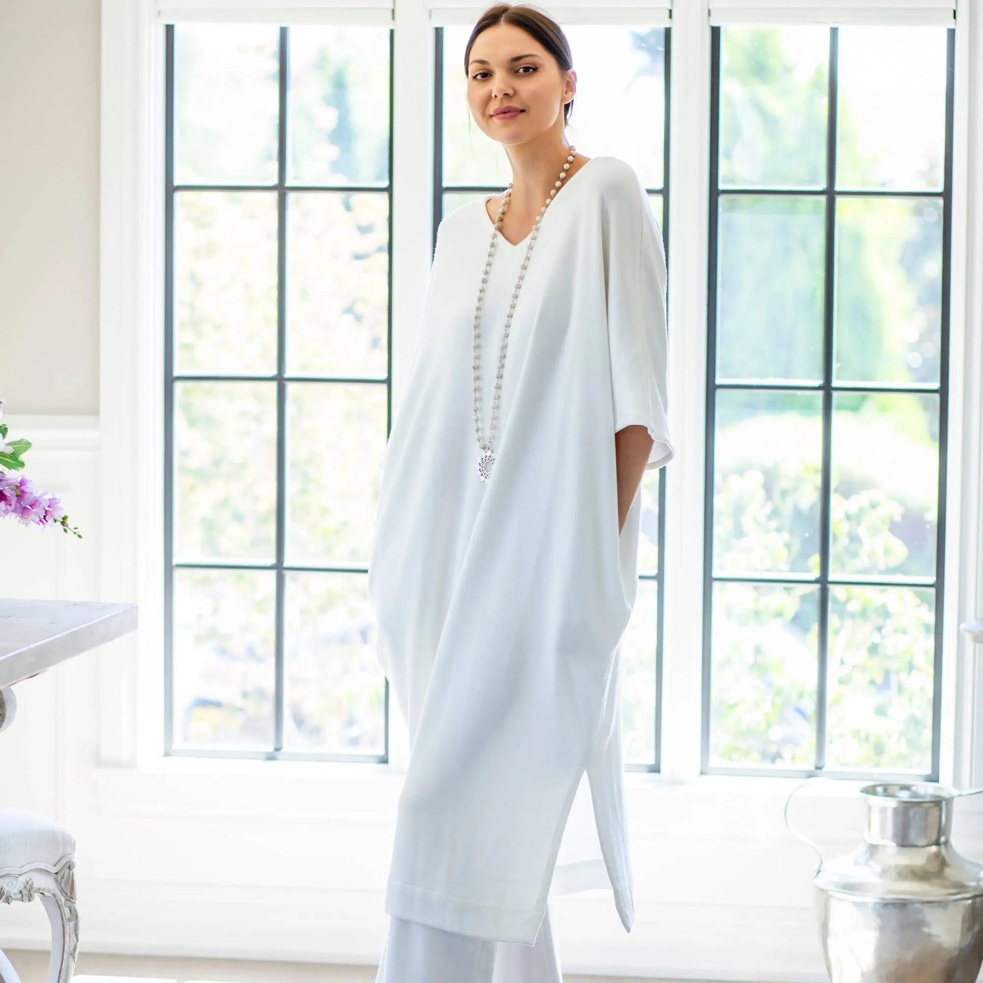 Comfy Kenzie Kaftan | Merino Wool Blend | On Sale | Arte Italica Winter White Comfy Kenzie Kaftan | Merino Wool Blend | On Sale | Arte Italica Winter White